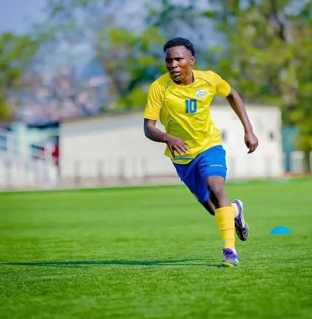 MUTUYIMANA SANDRINE YEREKEJE MURI YANGA PRINCESS